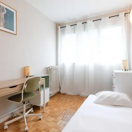 Spacious Flat 5p - 3bdr With Balcony Billancourt * Boulogne-Billancourt